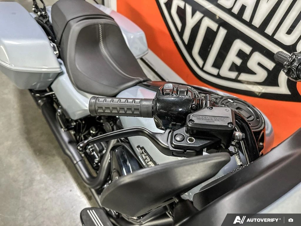 2024 Harley-davidson Street Glide alt