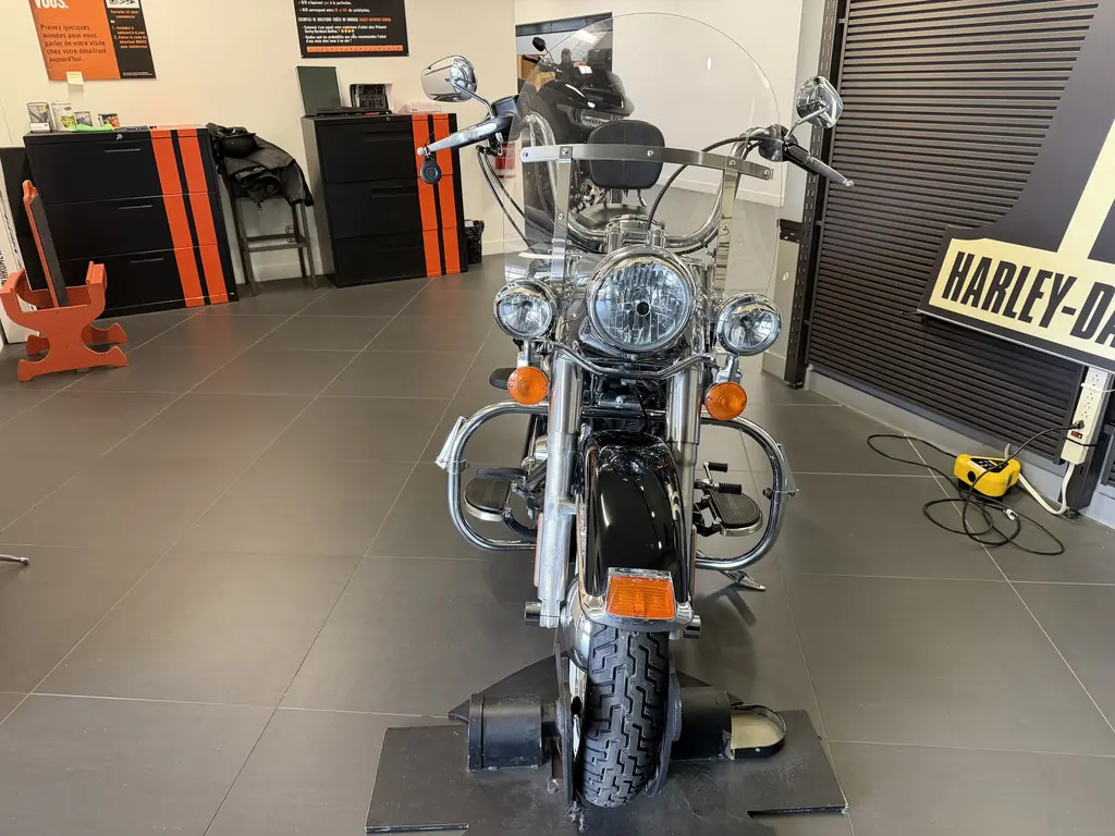 2015 Harley-Davidson HERITAGE CLASSICFLSTC