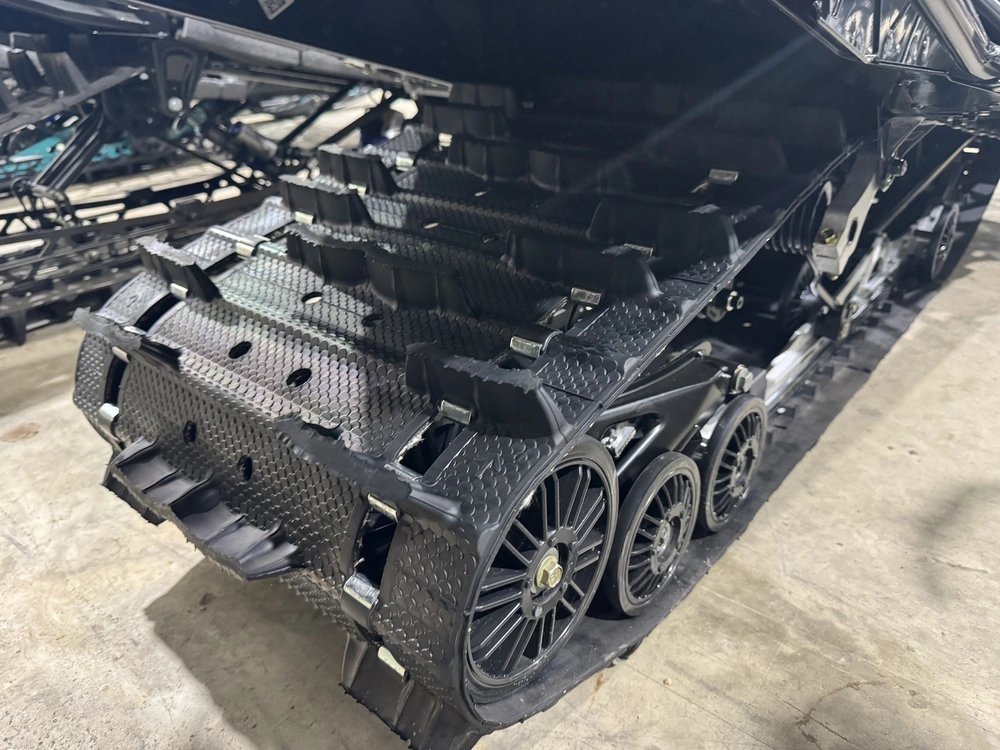 2027 Polaris Titan 650 Adventure 155 alt