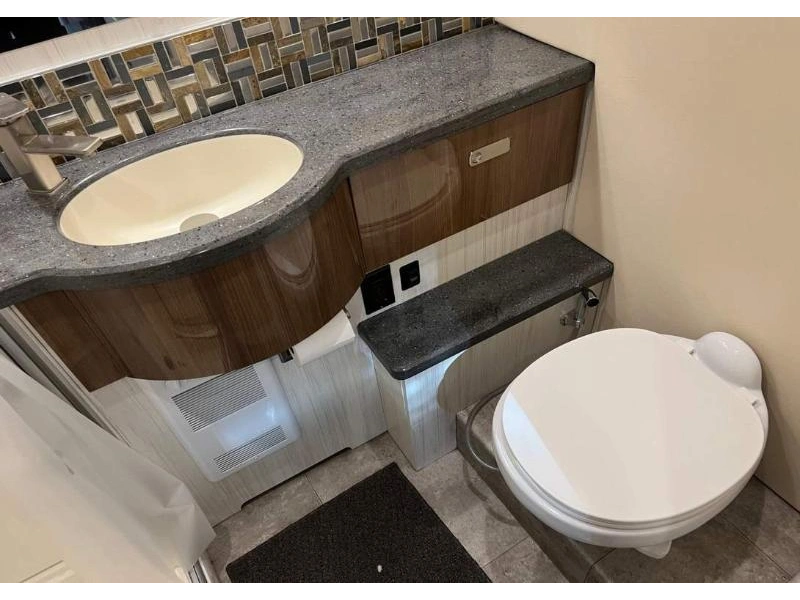 Winnebago Era 170c 2015 alt