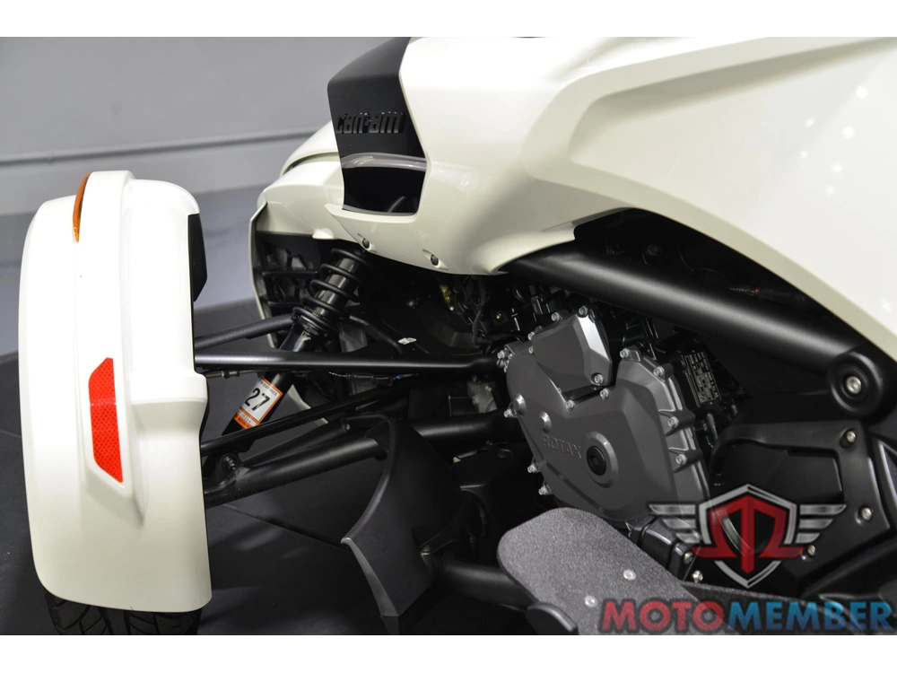 2023 Can-am Spyder F3-t alt