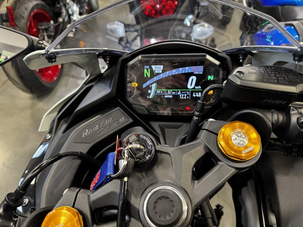 2026 Kawasaki Ninja Zx-4rr alt