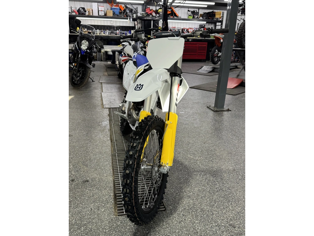 2027 Husqvarna Fc 250 alt