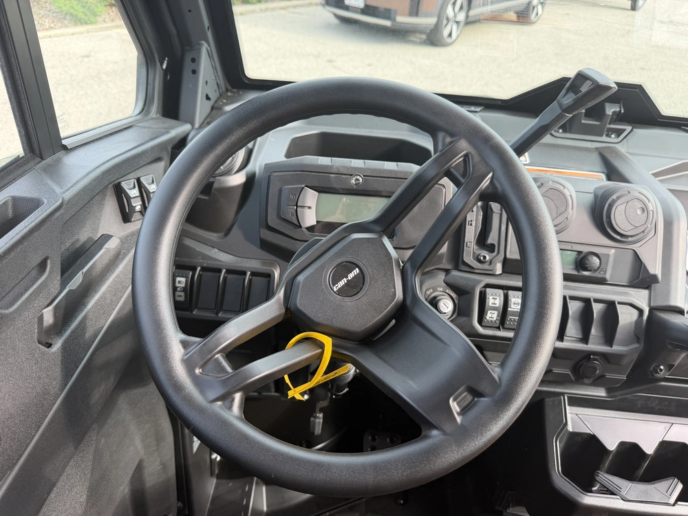 2026 Can-am Defender Max Dps Cab Hd10 alt