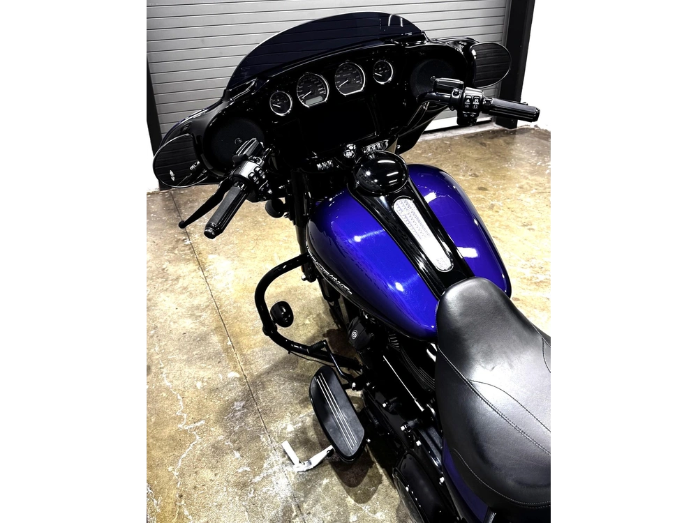 Harley-davidson Street Glide 2020 alt