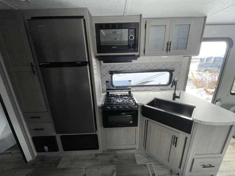 2022 Keystone Rv Coleman 264rl alt