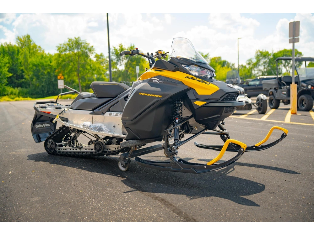 2024 Ski-doo Renegade® Sport Rotax® 600 Ace™ Ripsaw 1.25 alt