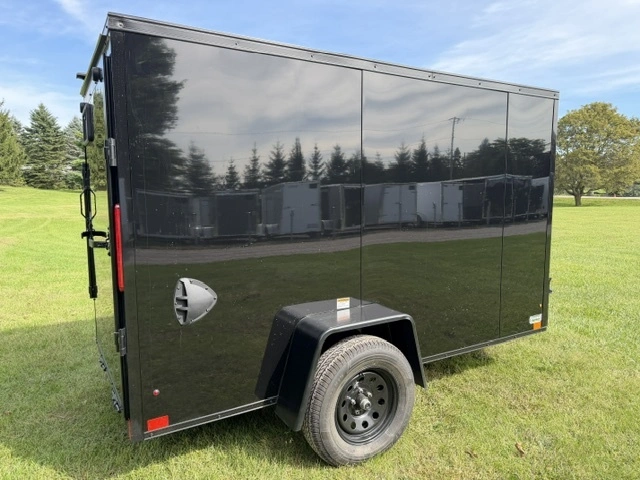 2027 Cross Painted Steel Enclosed (beta) 5' X 10' Ramp Blackout alt