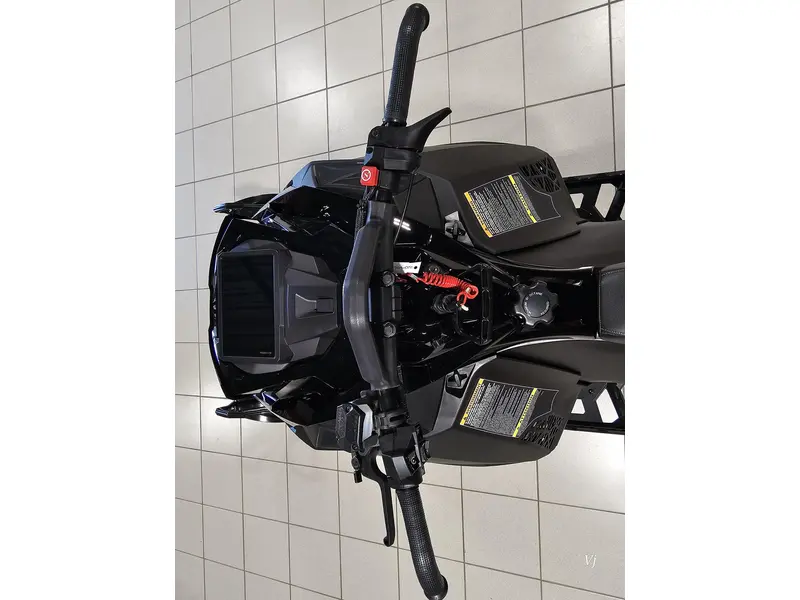 2027 Arctic Cat M 858 SNO PRO ALPHA ES 154 3.0 G8 DISPLAY