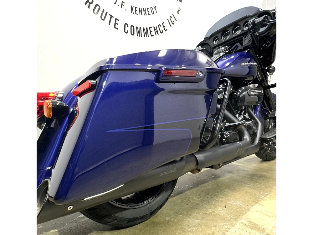 Harley-davidson Street Glide 2020 alt