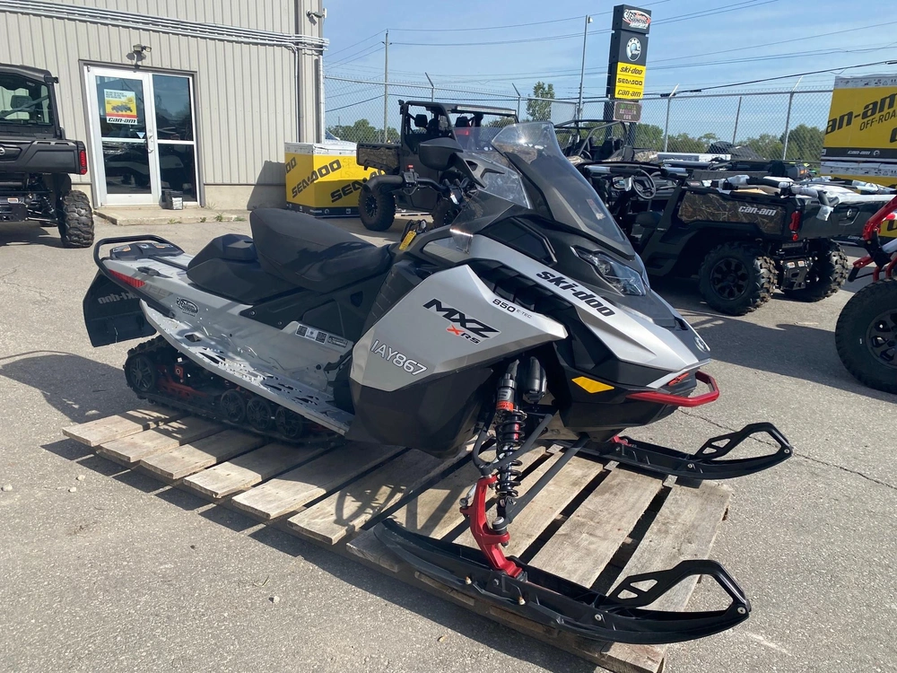 2024 Ski-doo Mxz Xrs 850 E-tec 129" alt