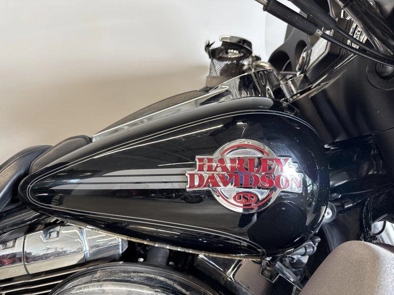 2005 Harley-davidson Flhtcui - Electric Glide® Ultra Ciassic alt