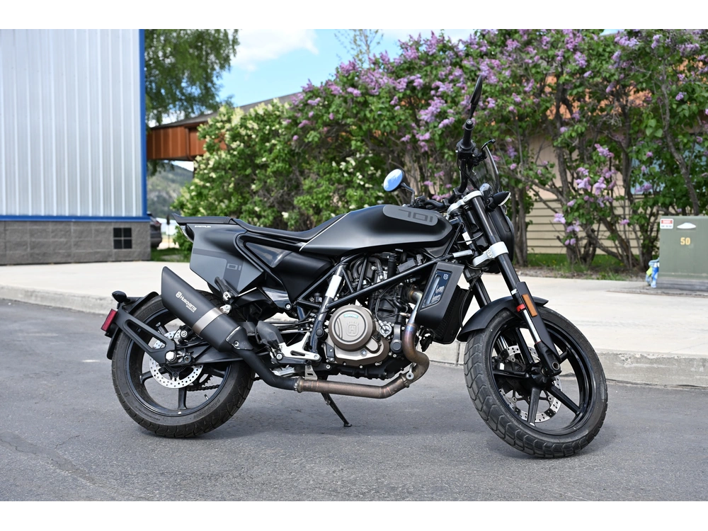 2019 Husqvarna Svartpilen 701 alt