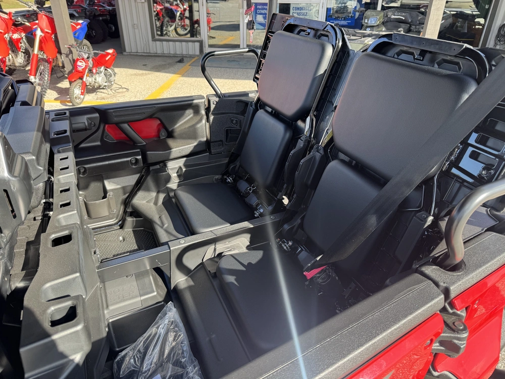 2026 Honda Sxs10m5dt alt