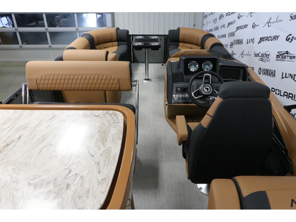 2027 Avalon Catalina 2585 Entertainer + Yamaha Vmax 150 Hp alt