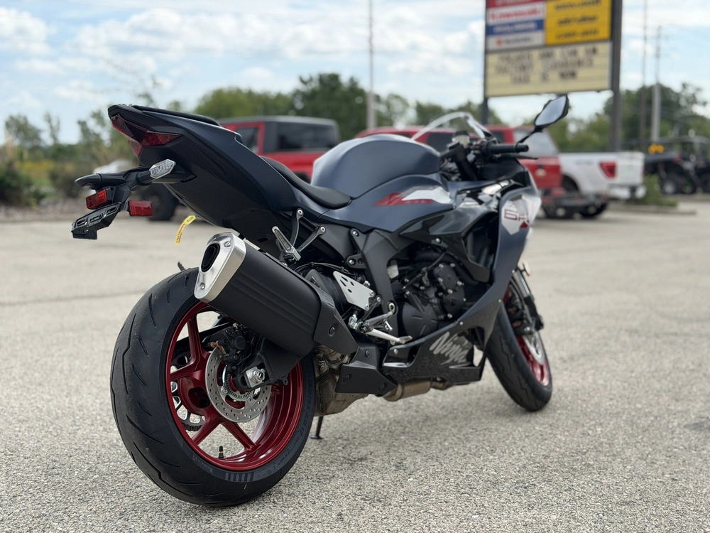 2027 Kawasaki Ninja Zx-6r Abs alt