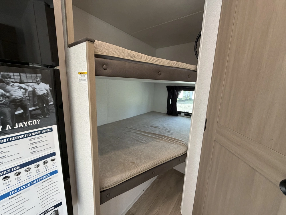 Jayco Jay Flight Slx 245bhs 2027 alt