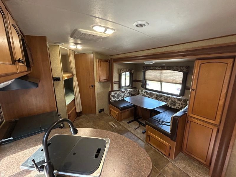 2014 Sunset Trail St240 alt