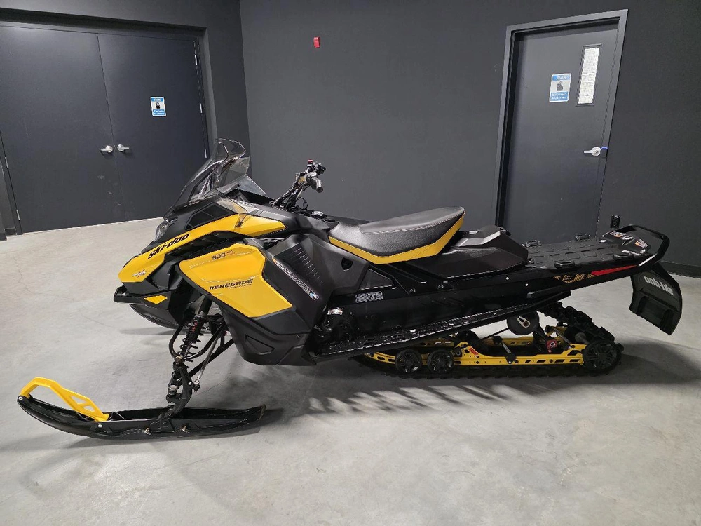 Ski-doo Renegade Adrenaline 900 Turbo 2024 alt
