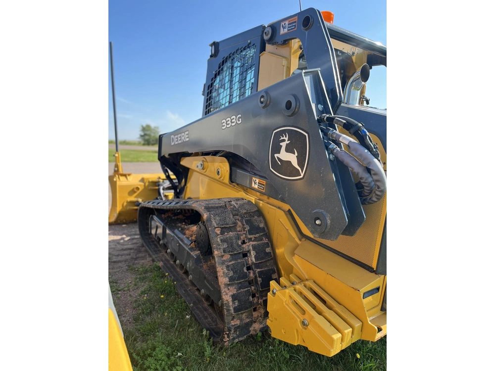 John Deere 333g 2024 alt