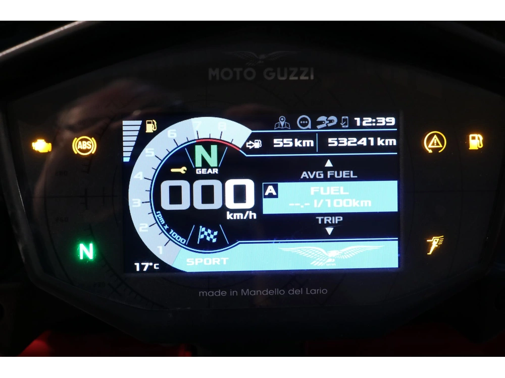 2022 Moto Guzzi V85 Tt alt