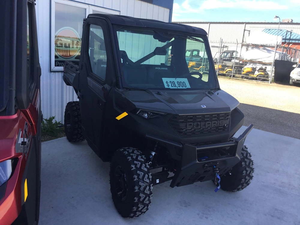 2026 Polaris Ranger 1000 Premium Cabbed alt