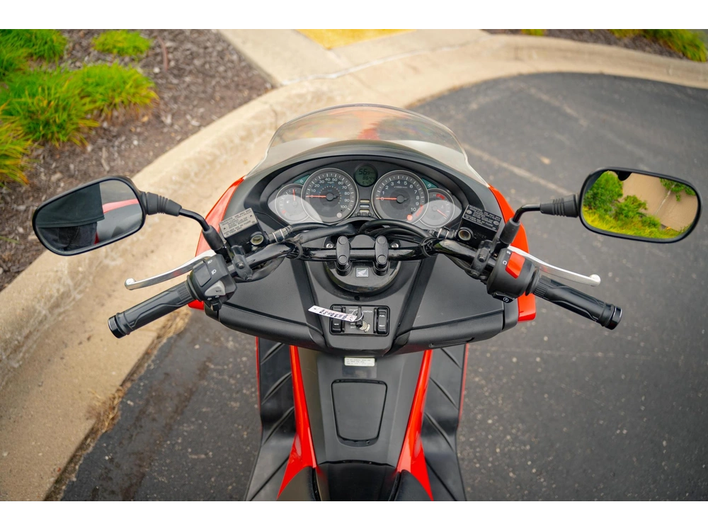 2014 Honda Nss300e - Forza