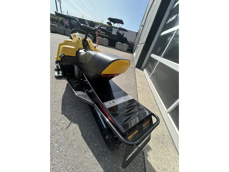 2026 Ski-Doo MXZ 200
