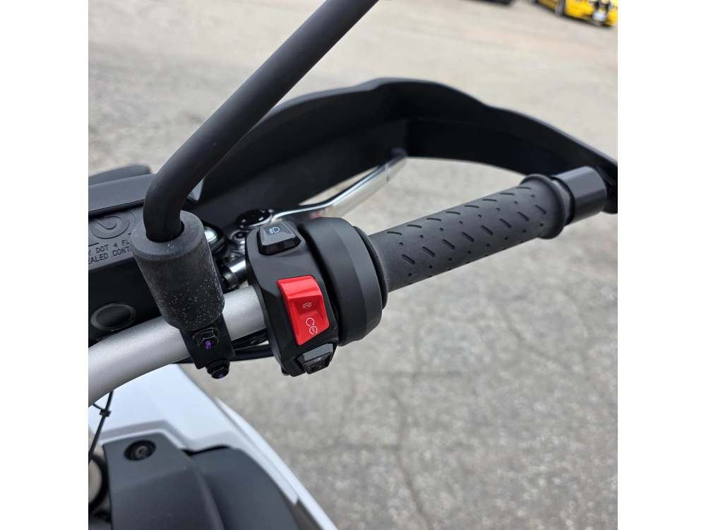 2027 Aprilia Tuareg 660 alt