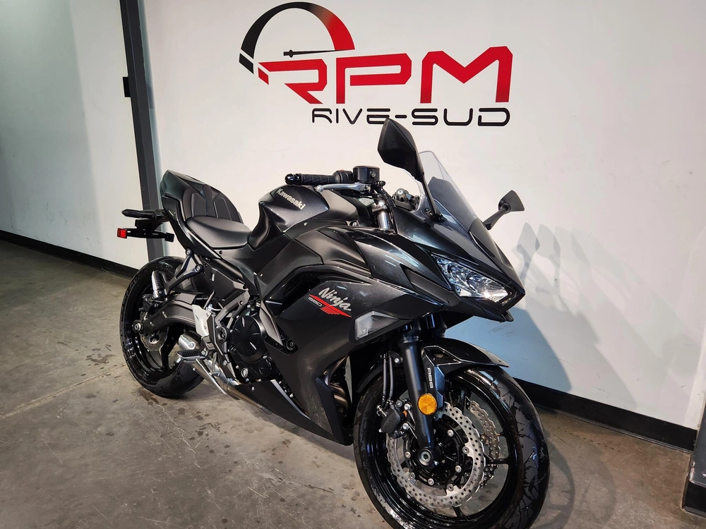 2026 Kawasaki Ninja 650 Démo *3.99%/60 Mois💳 alt