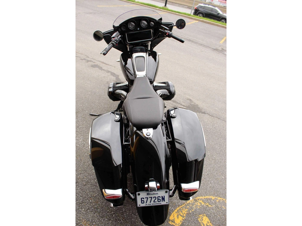 2022 Bmw R18b