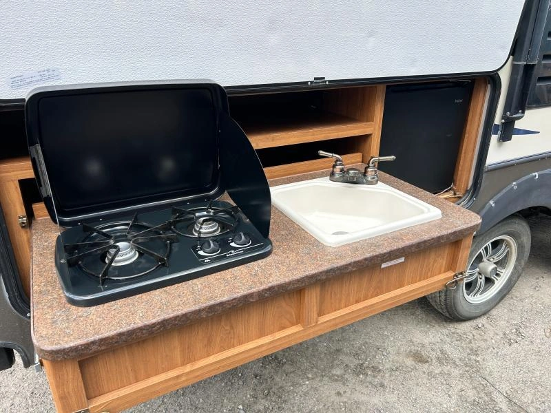 2014 Sunset Trail St240 alt