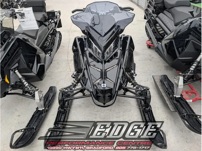 Polaris 850 INDY XC 137 Gloss Black 2027