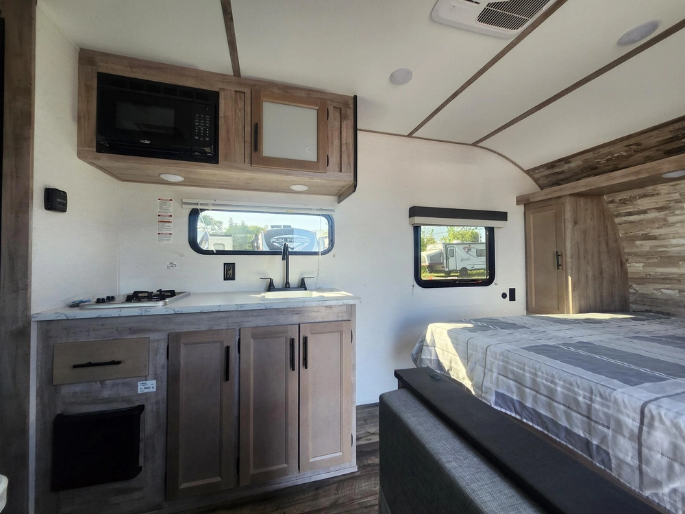 Gulf Stream Conquest 189 Dd 2024 alt