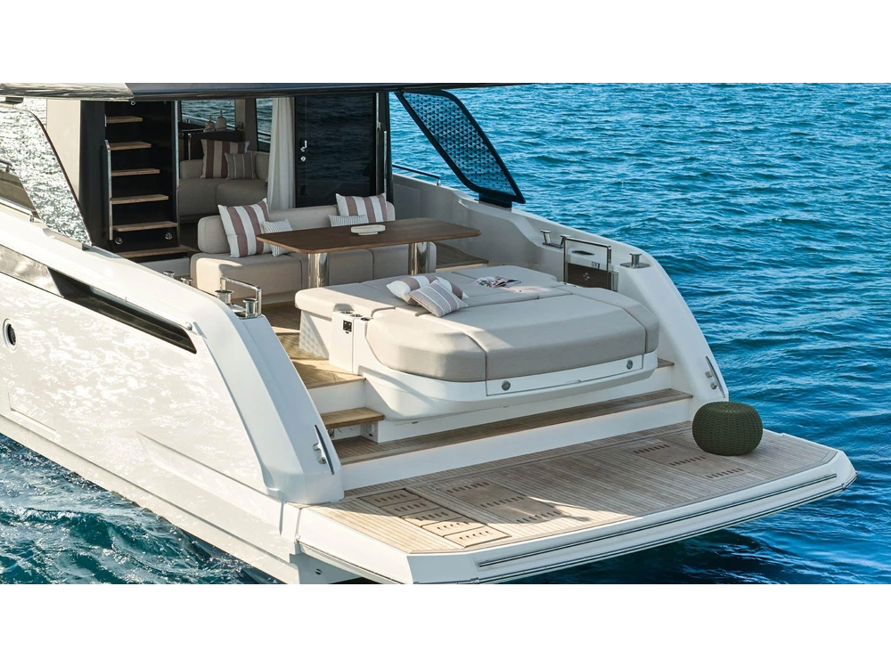 Prestige Yachts F 6.7 2028 alt