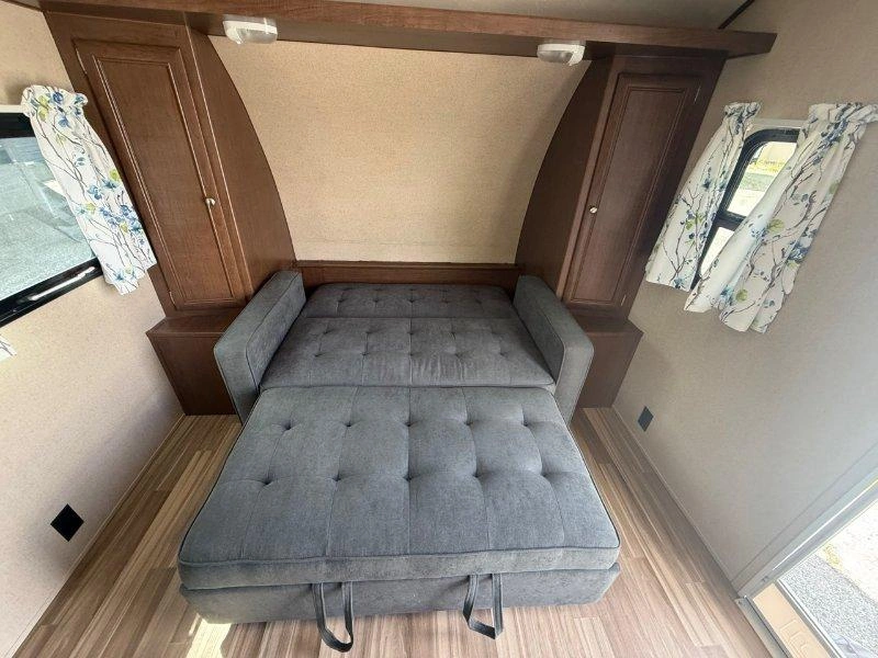 2017 Shasta Oasis 18fq