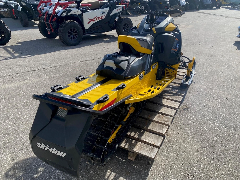 2024 Ski-doo Mxz Xrs Competition 137" 850 Turbo R alt