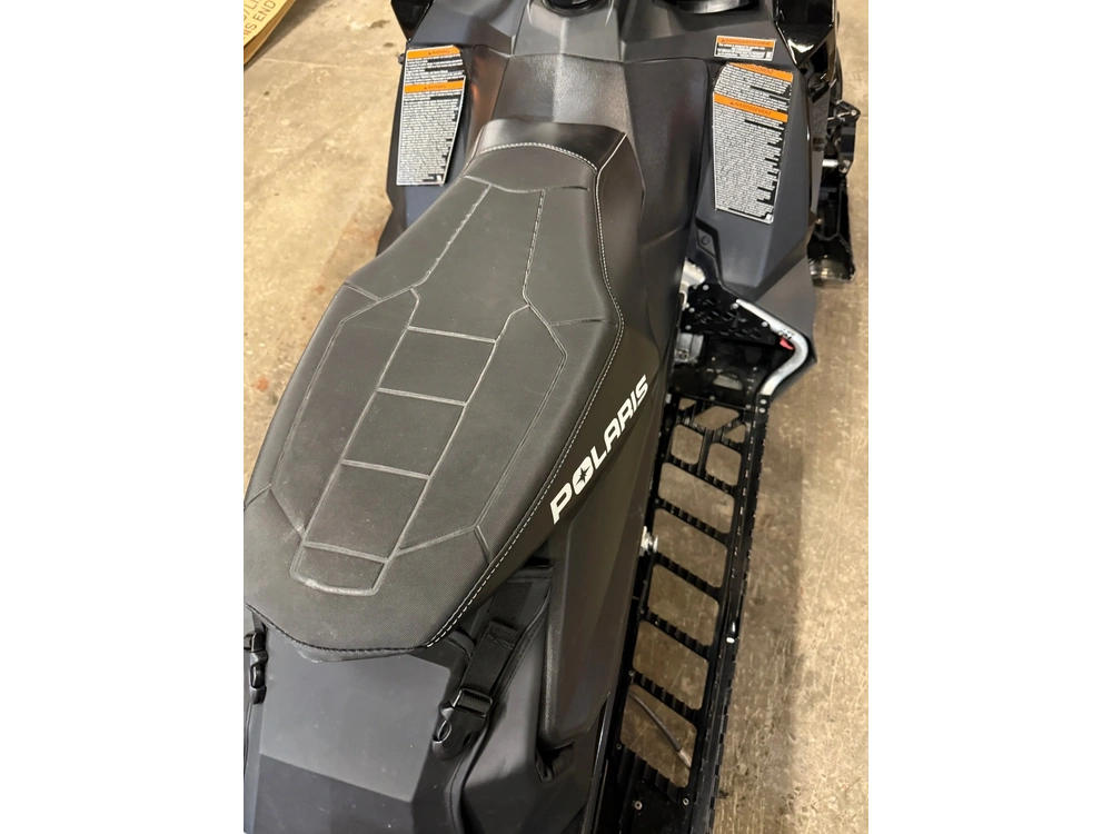 2020 Polaris 800 Indy Xc 137 alt