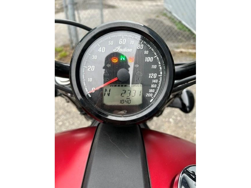 Indian Motorcycle Scout Bobber 2025 alt
