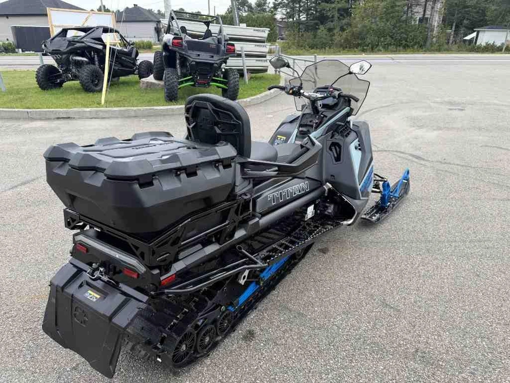 Polaris 850 Titan Adv Ultmt 1.5 2026 alt