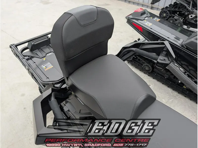2027 Polaris 650 Voyageur Adventure Ultimate 155 Gloss Black 1.6
