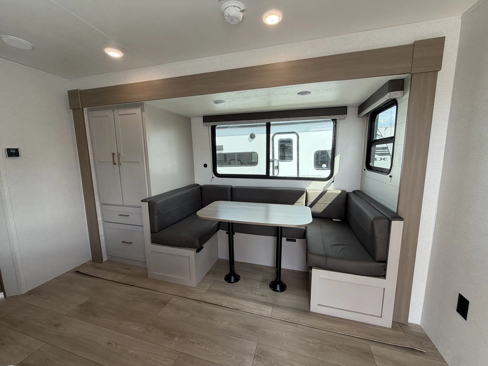 Jayco Jay Flight Slx 245bhs 2027 alt
