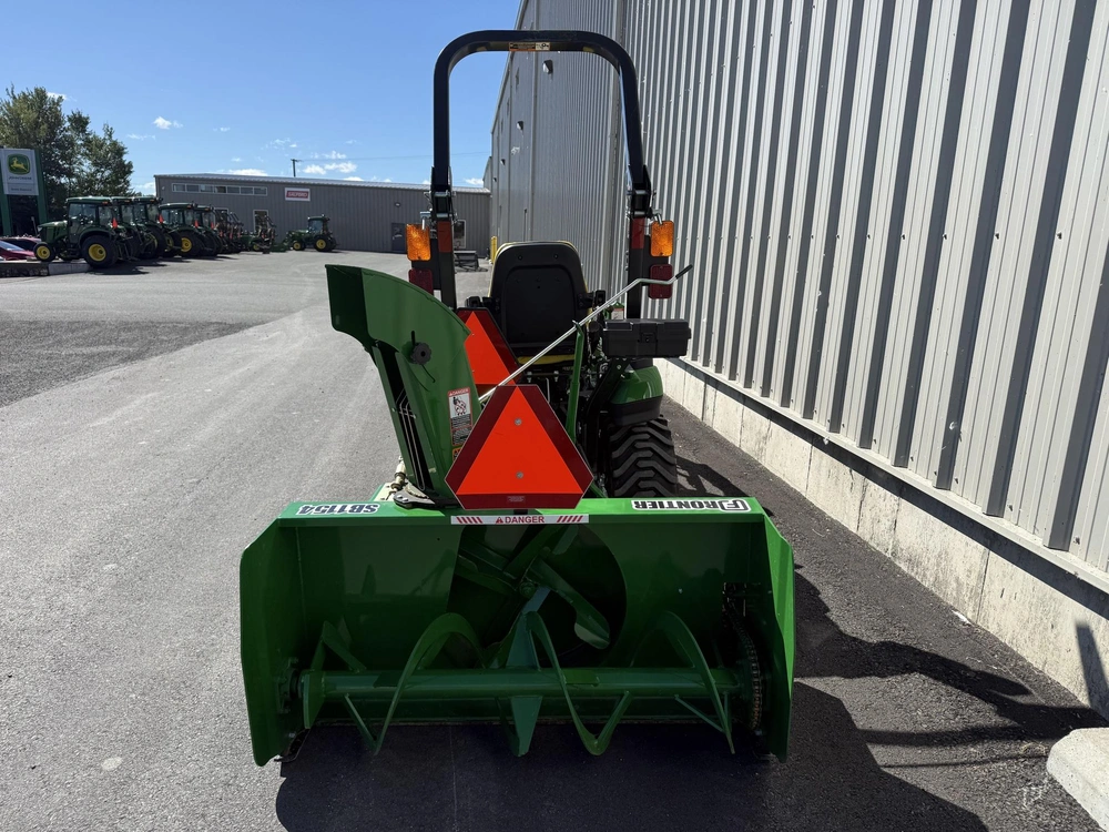 2025 John Deere 1025r alt