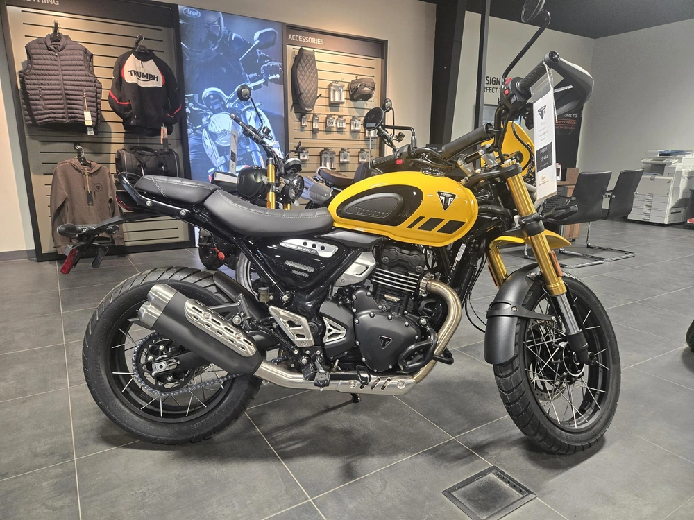2026 Triumph Scrambler 400 Xc alt