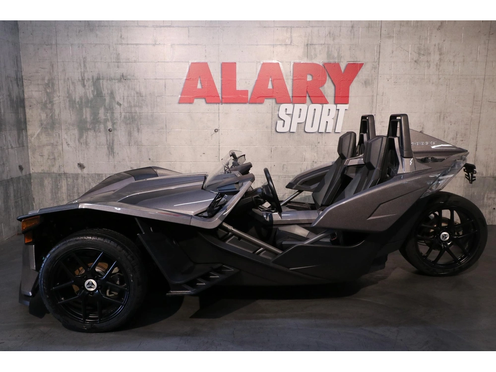 2016 Polaris Slingshot alt