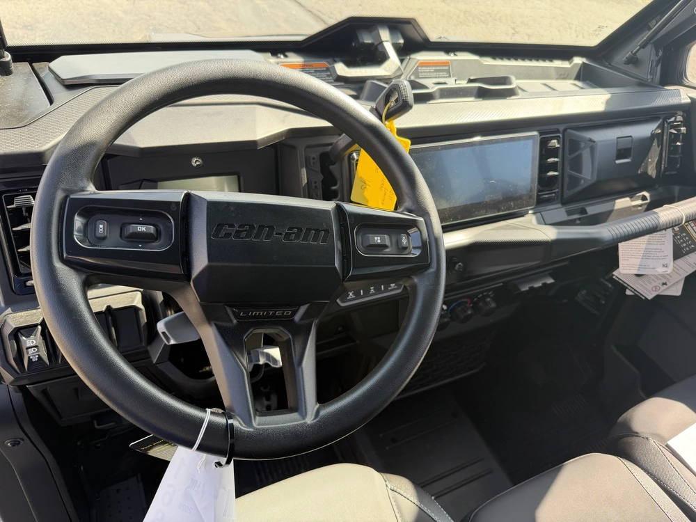 2026 Can-am Ssv Defender Limited 65 Hd11