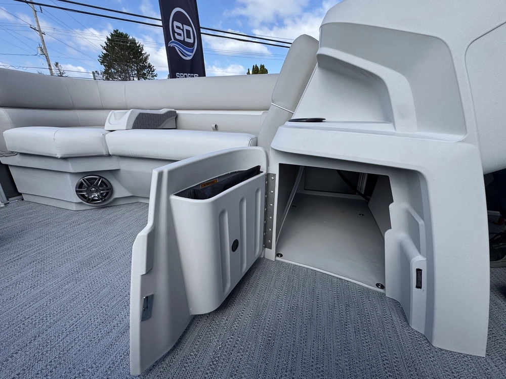 2027 Godfrey Marine Godfrey Ex 1886 Cruise alt