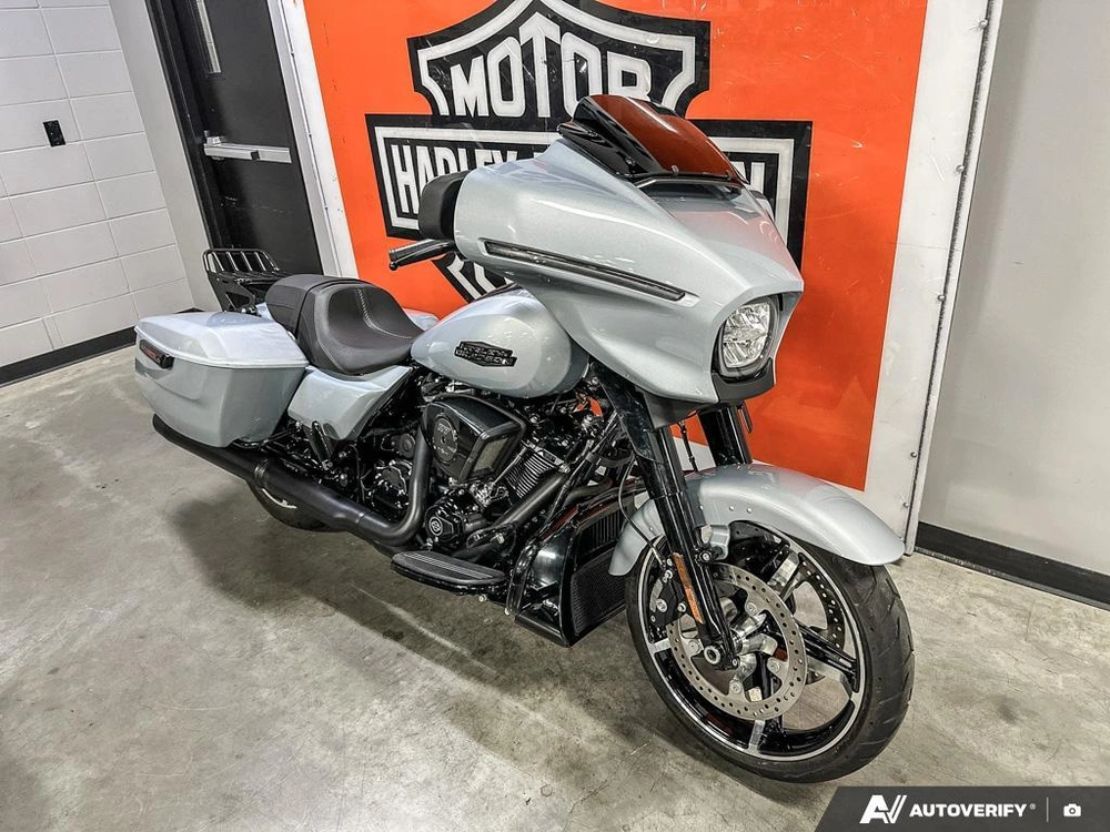 2024 Harley-davidson Street Glide alt