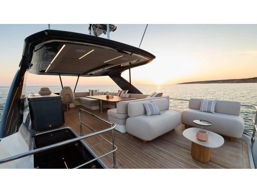 Prestige Yachts F 6.7 2028 alt