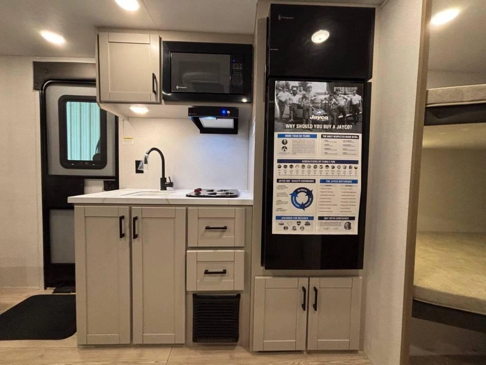 Jayco Jay Flight 197mb 2027 alt